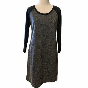 New York & Co black and white 3/4 sleeve Tweed looking dress, comfy!!